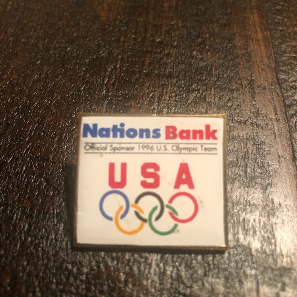 Vintage Centennial Olympic Games Partner Nations Bank Atlanta 1996 Pin